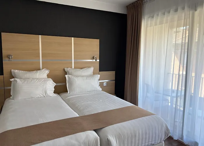 Cit\'Hotel Le Chris\'Tel Hotel Et Restaurant