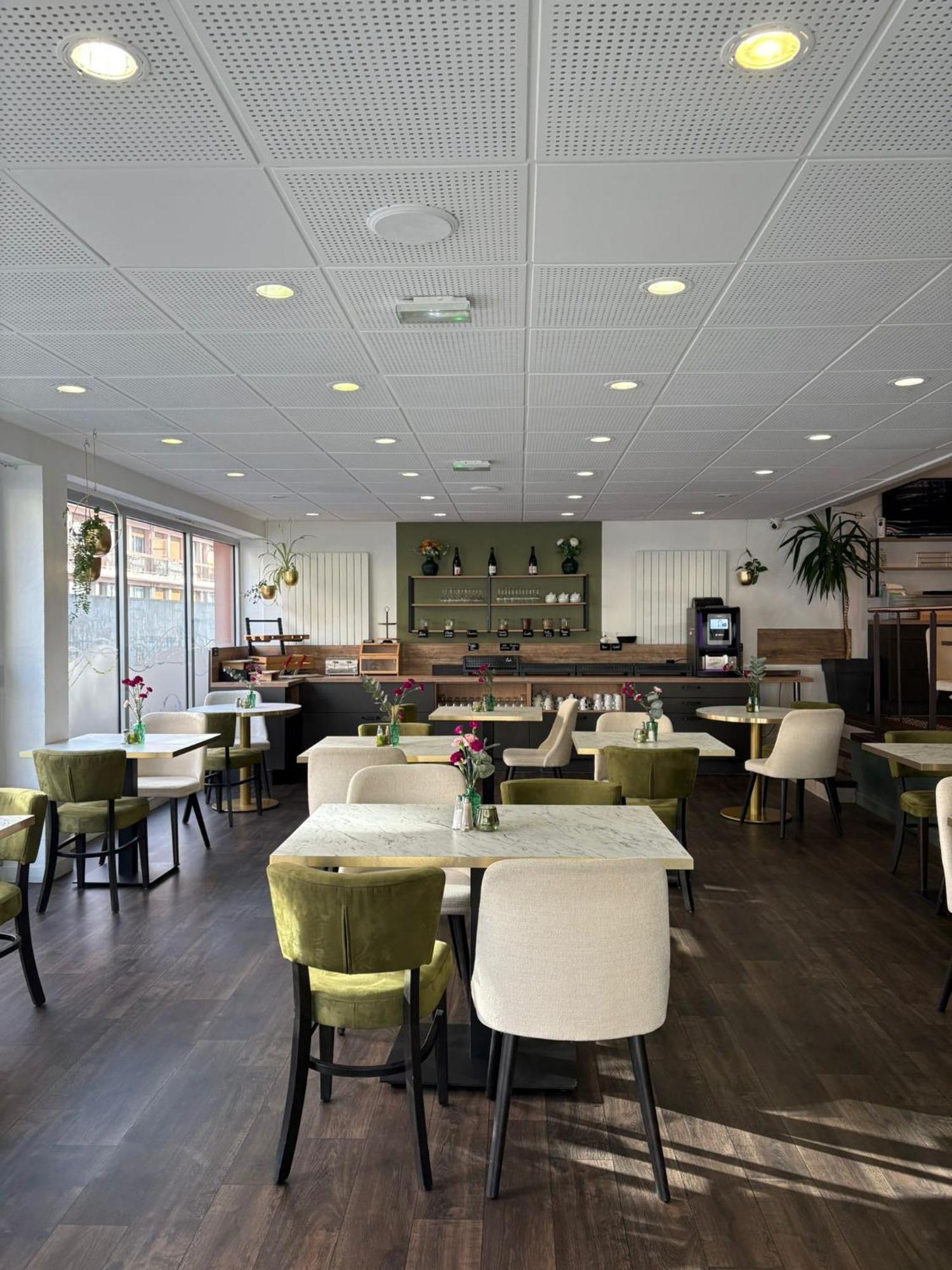Cit'hotel Le Chris'tel Et Restaurant Hotel 3*
