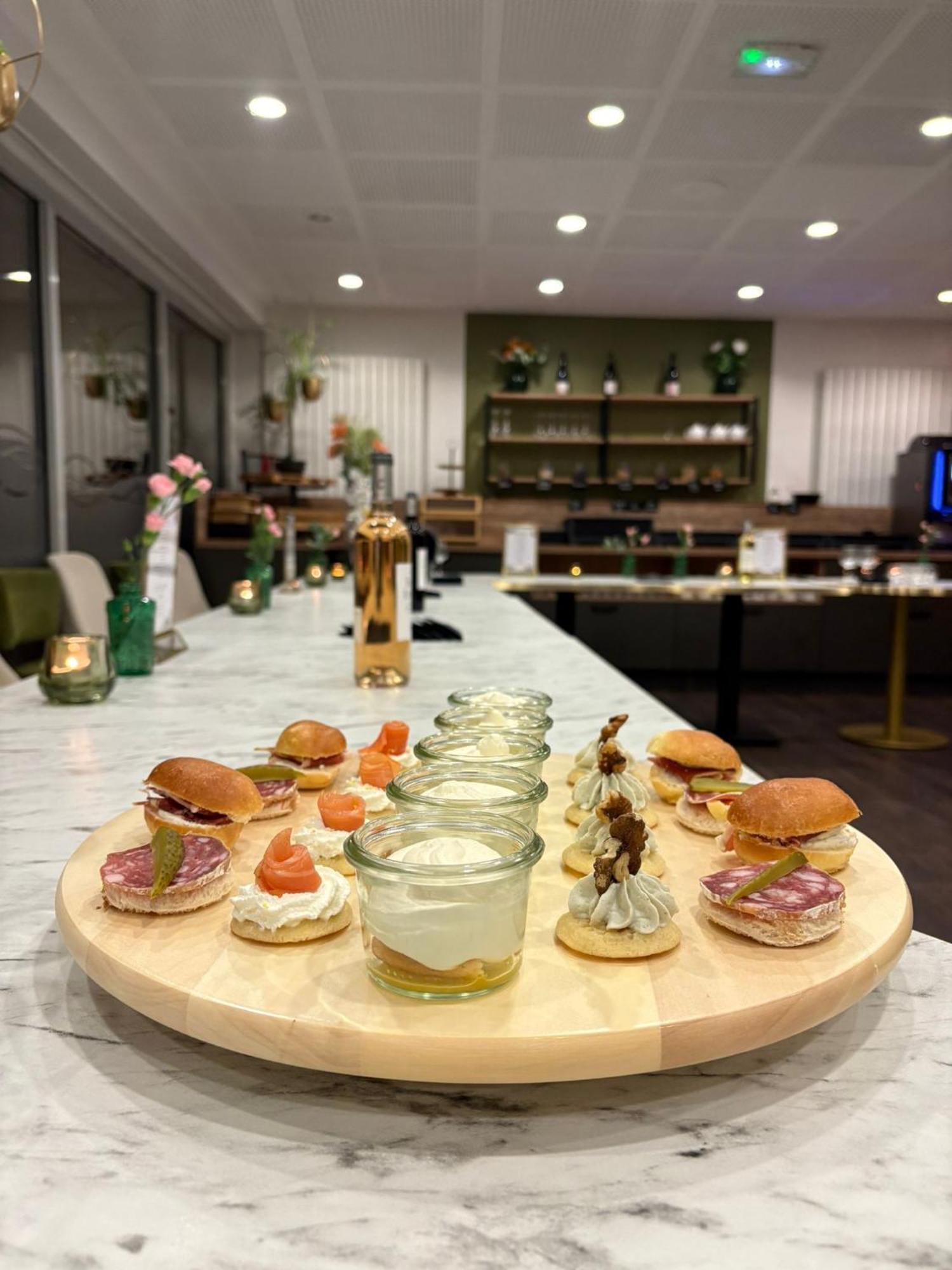 Hotel Cit'hotel Le Chris'tel Et Restaurant Le Puy-en-Velay