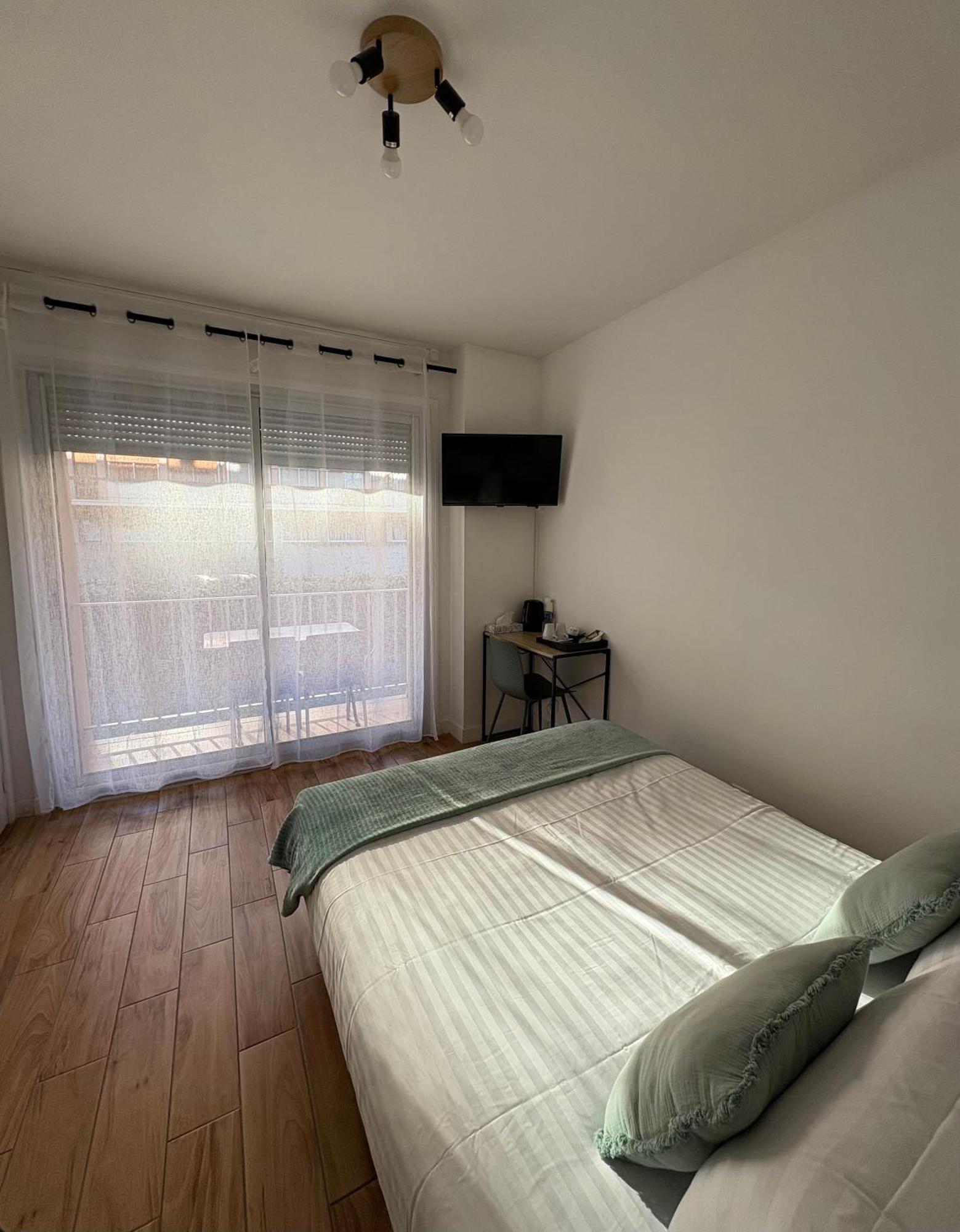 Cit'hotel Le Chris'tel Et Restaurant Hotel