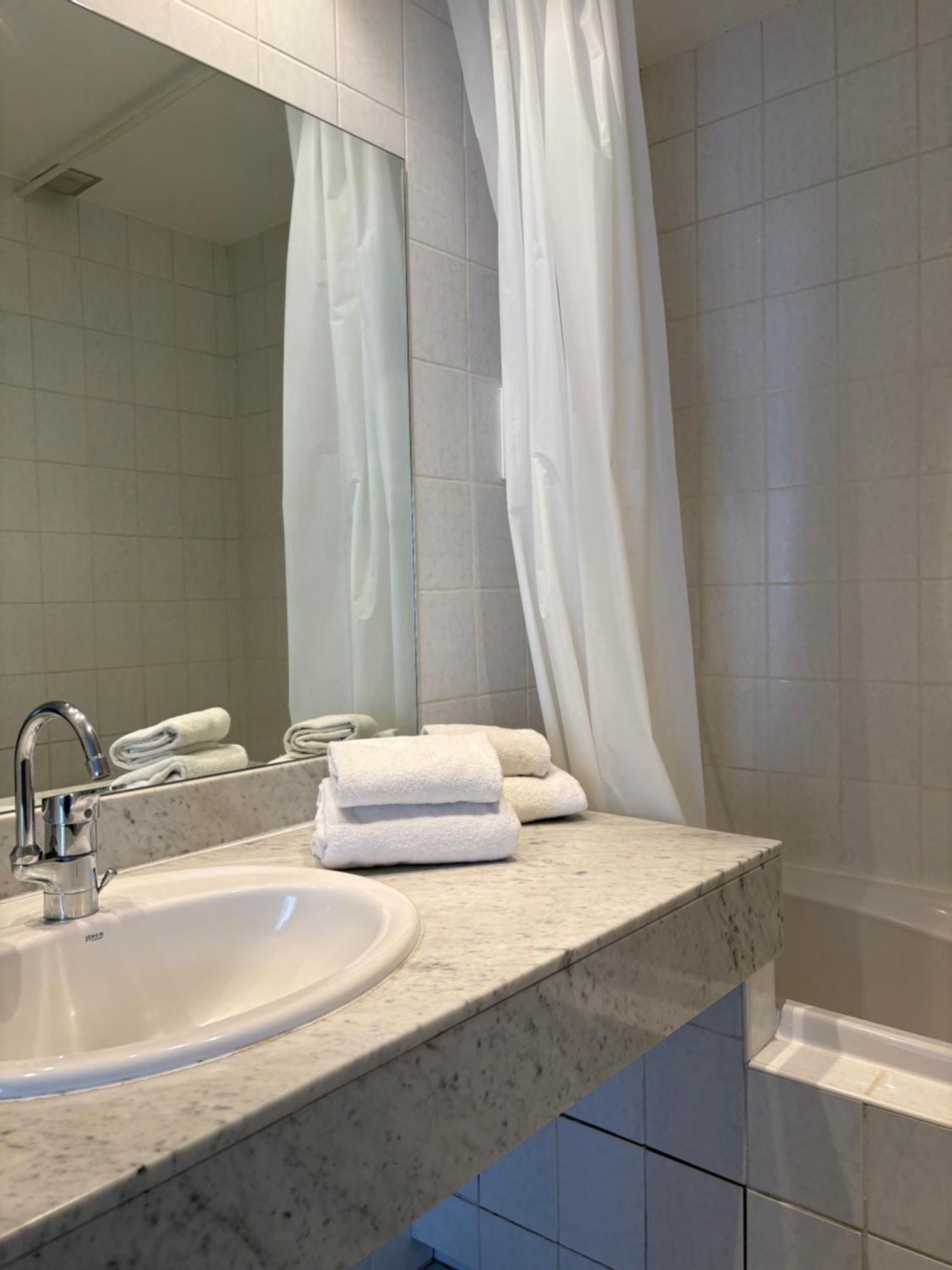 Cit'hotel Le Chris'tel Et Restaurant 3* Le Puy-en-Velay