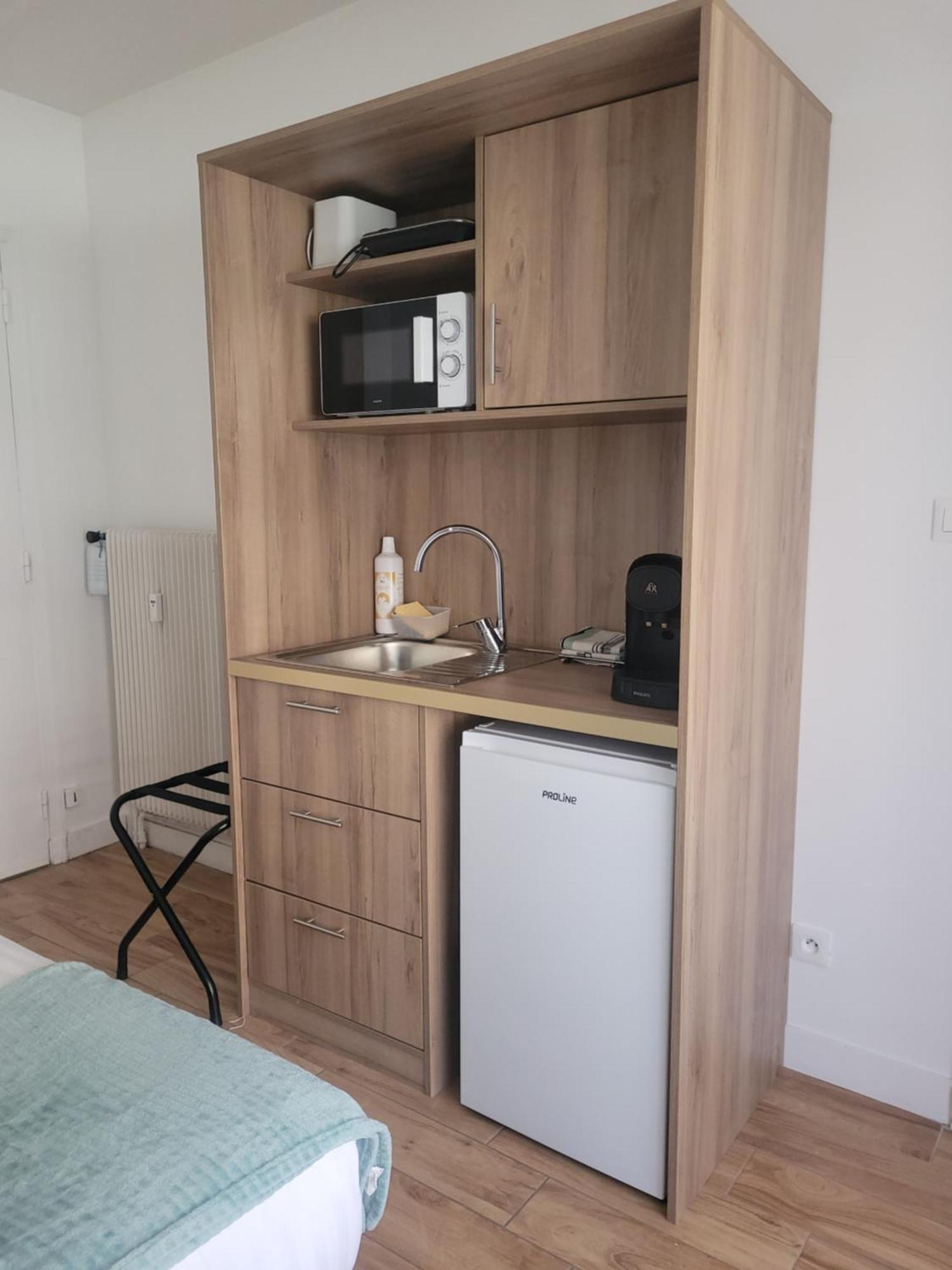 Cit'hotel Le Chris'tel Et Restaurant Hotel 3*