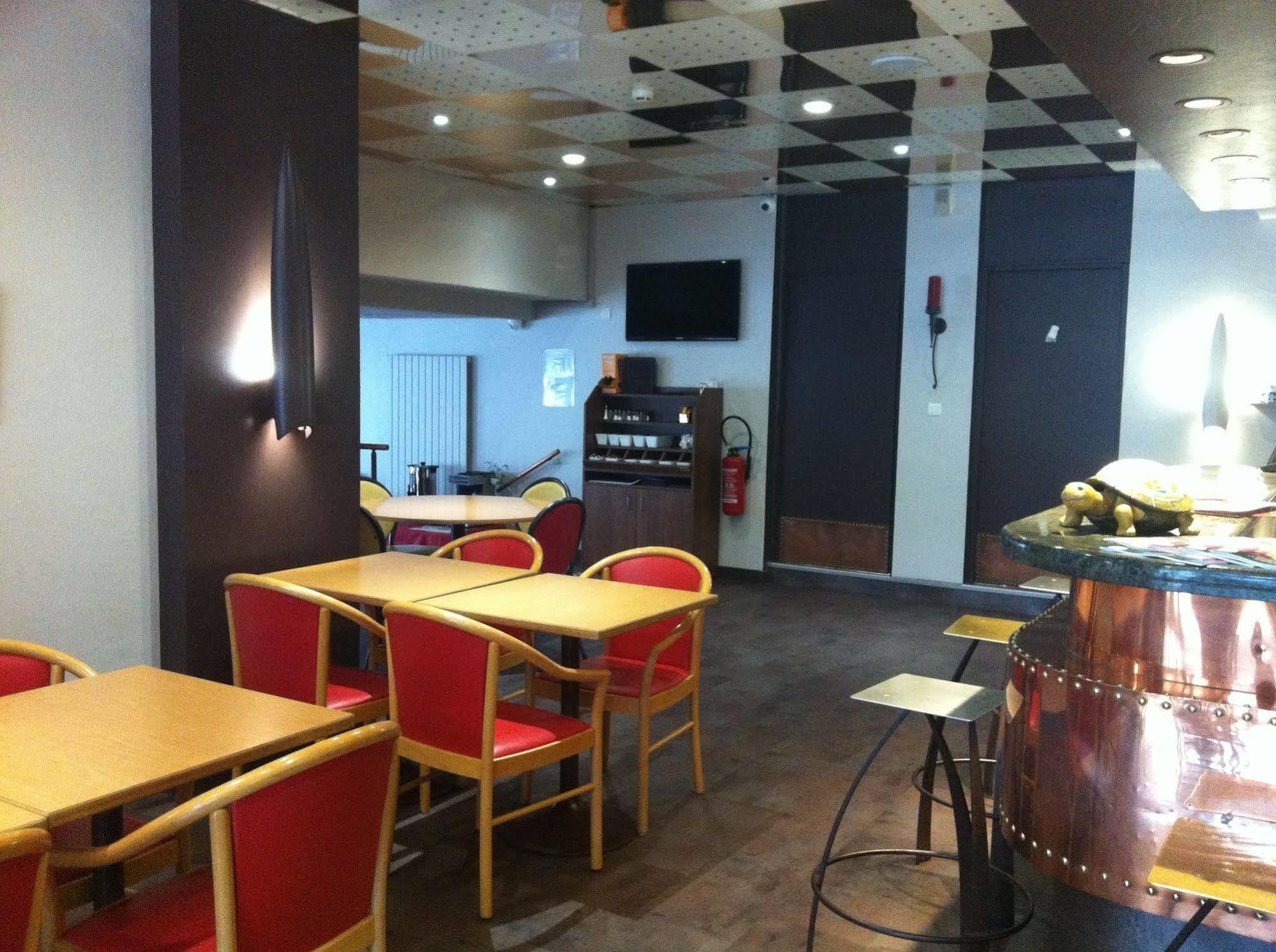 Cit'hotel Le Chris'tel Et Restaurant 3* Le Puy-en-Velay